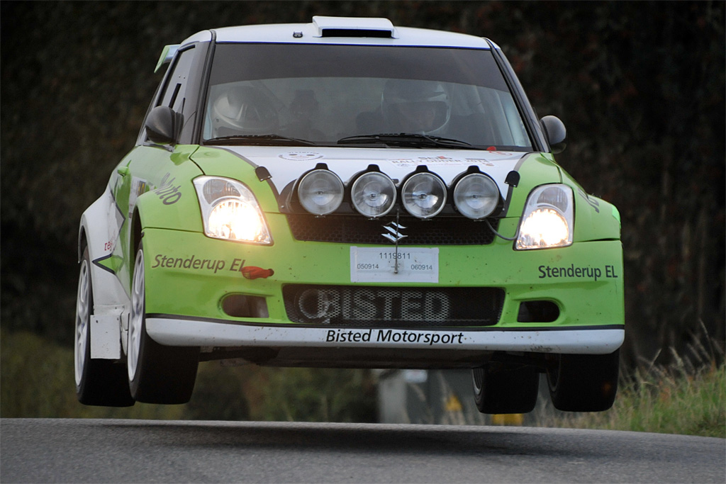 Jesper Bisted og Arly Larsen var flyvende og sikrede sig DASU Cuppen i klasse 7 i rally